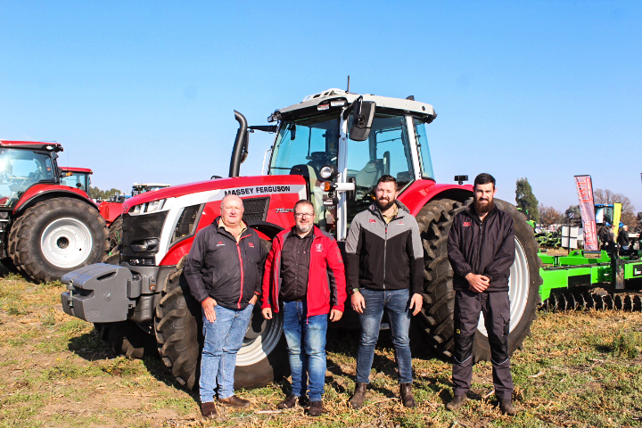 The all-new Massey Ferguson 9S shines at Val Farmers Day